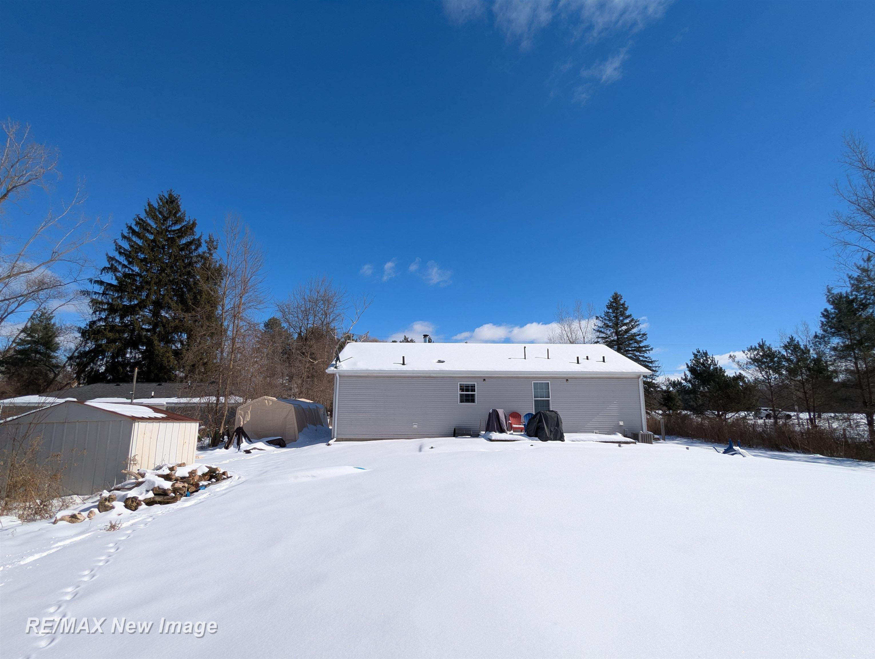 9610 E Road Burt, MI 48417 - Photo 17 of 21