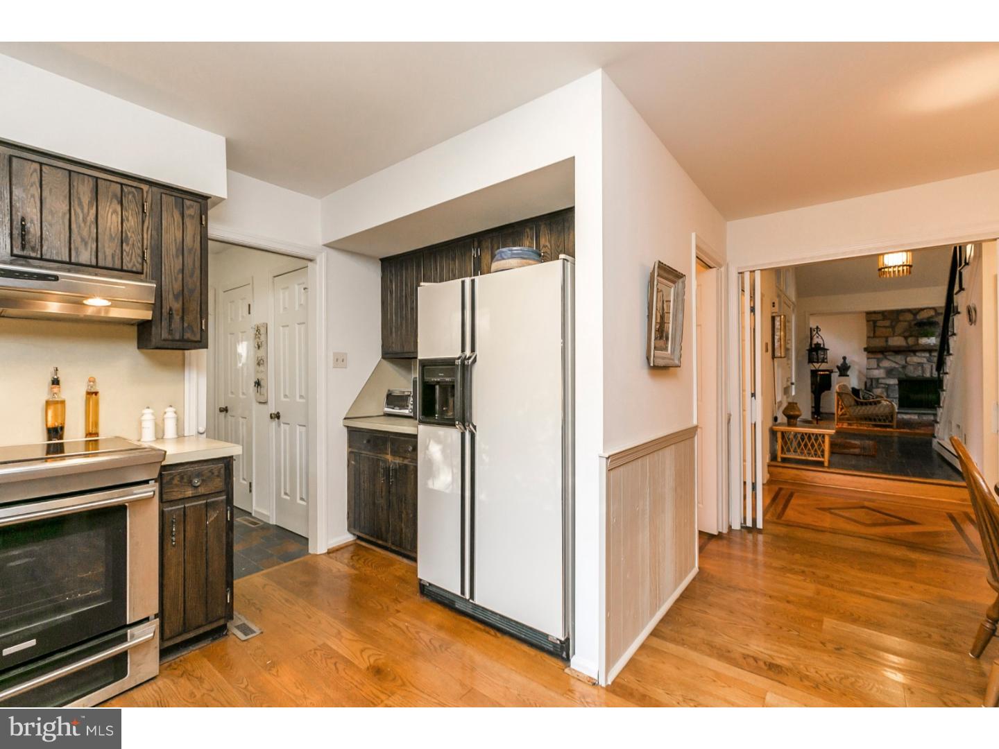 913 Crest Road Lansdale, PA 19446 - Photo 12 of 25 Gallery Image 12