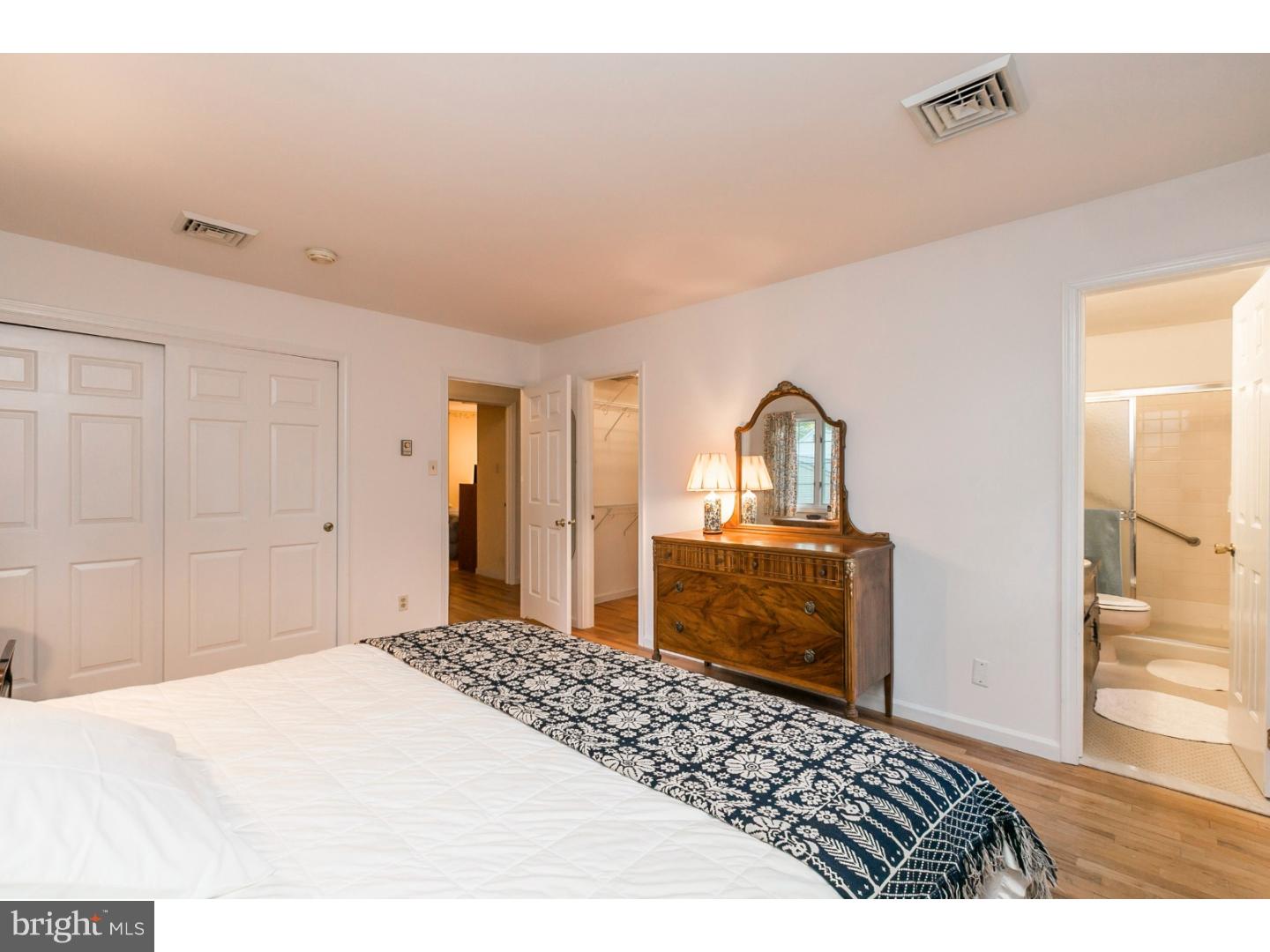 913 Crest Road Lansdale, PA 19446 - Photo 17 of 25 Gallery Image 17