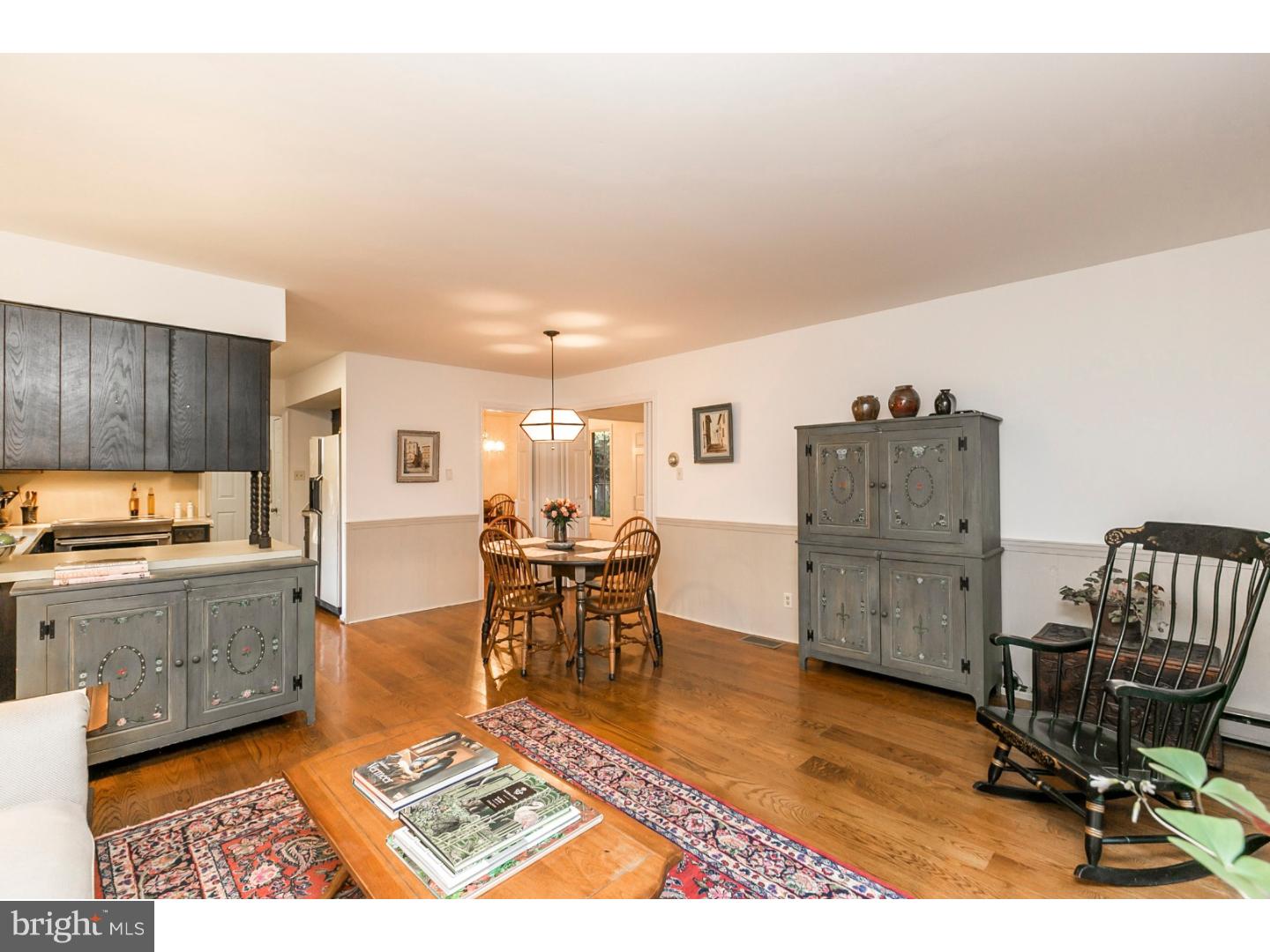 913 Crest Road Lansdale, PA 19446 - Photo 9 of 25 Gallery Image 9
