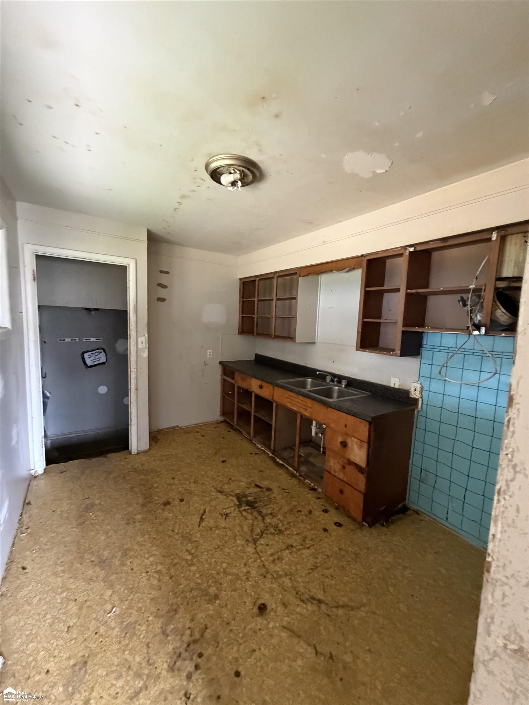 3113 Mackin Road Flint, MI 48504 - Photo 6 of 6
