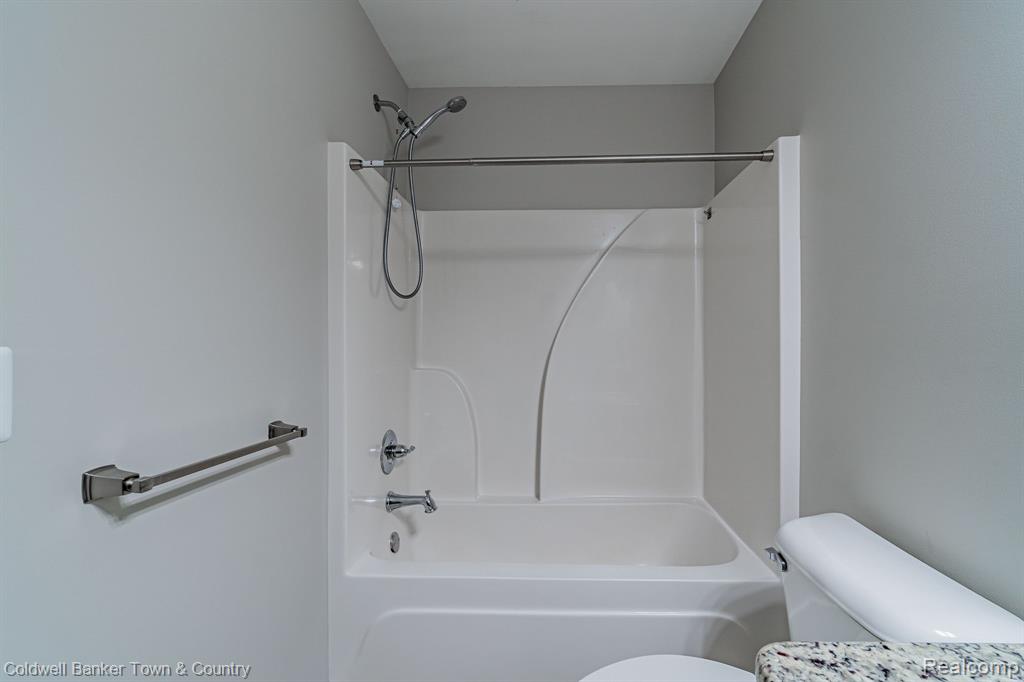 3179 Eastern Avenue Rochester Hills, MI 48307 - Photo 30 of 55