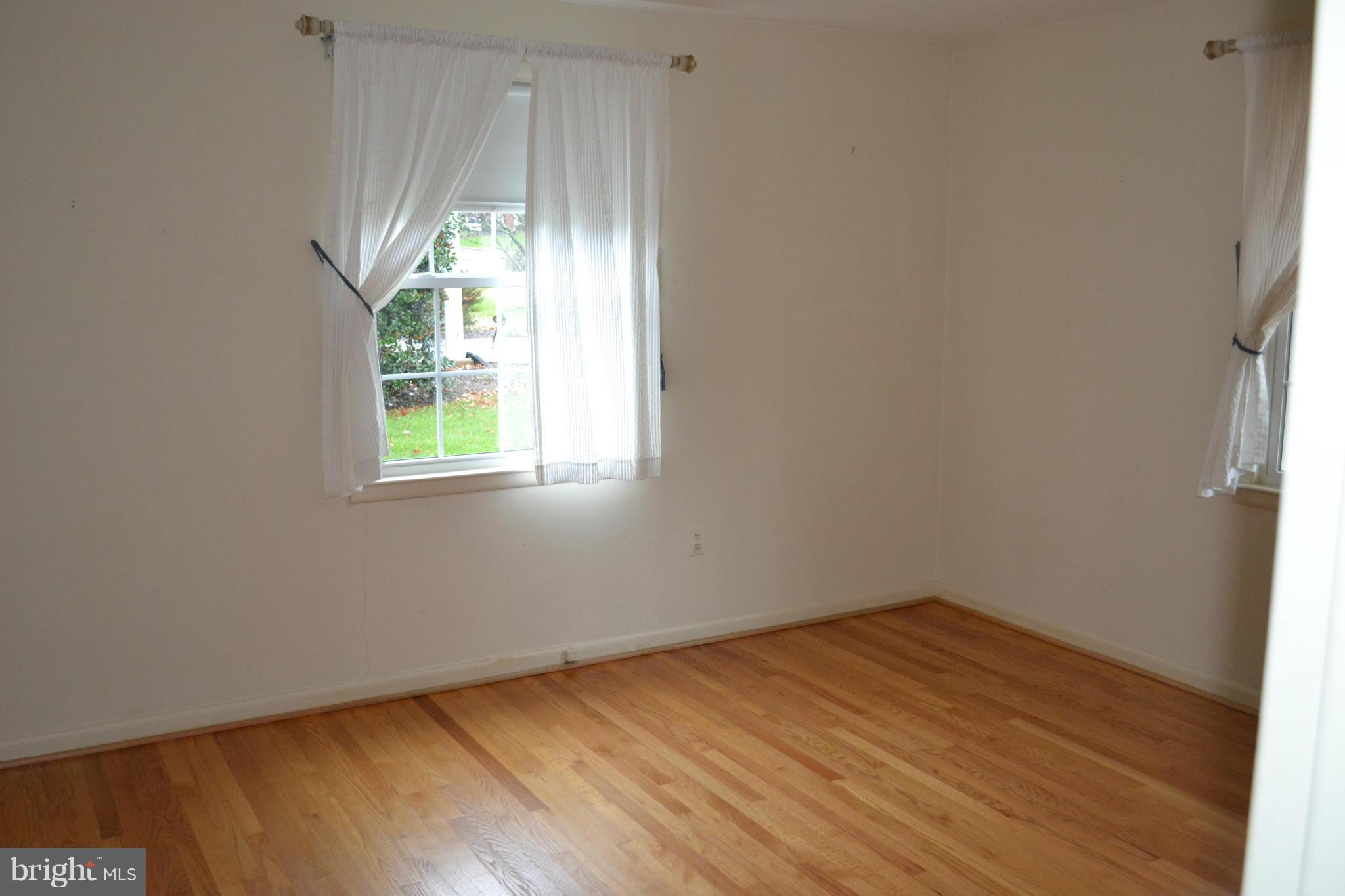 213 East Ridgely Road Lutherville-Timonium, MD 21093 - Photo 9 of 19 Master Bedroom