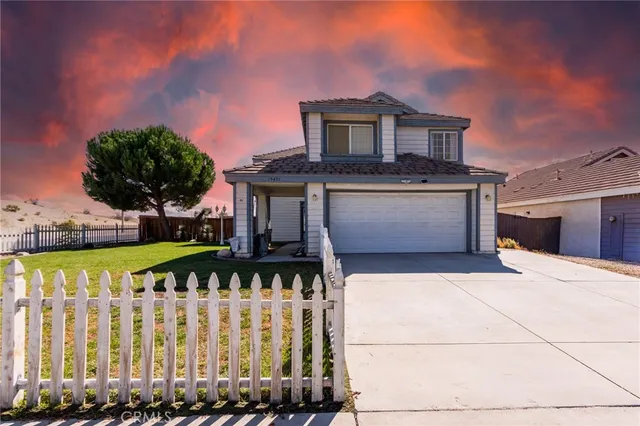 $399,999 | 15451 Ventura Lane, Victorville, CA 92394