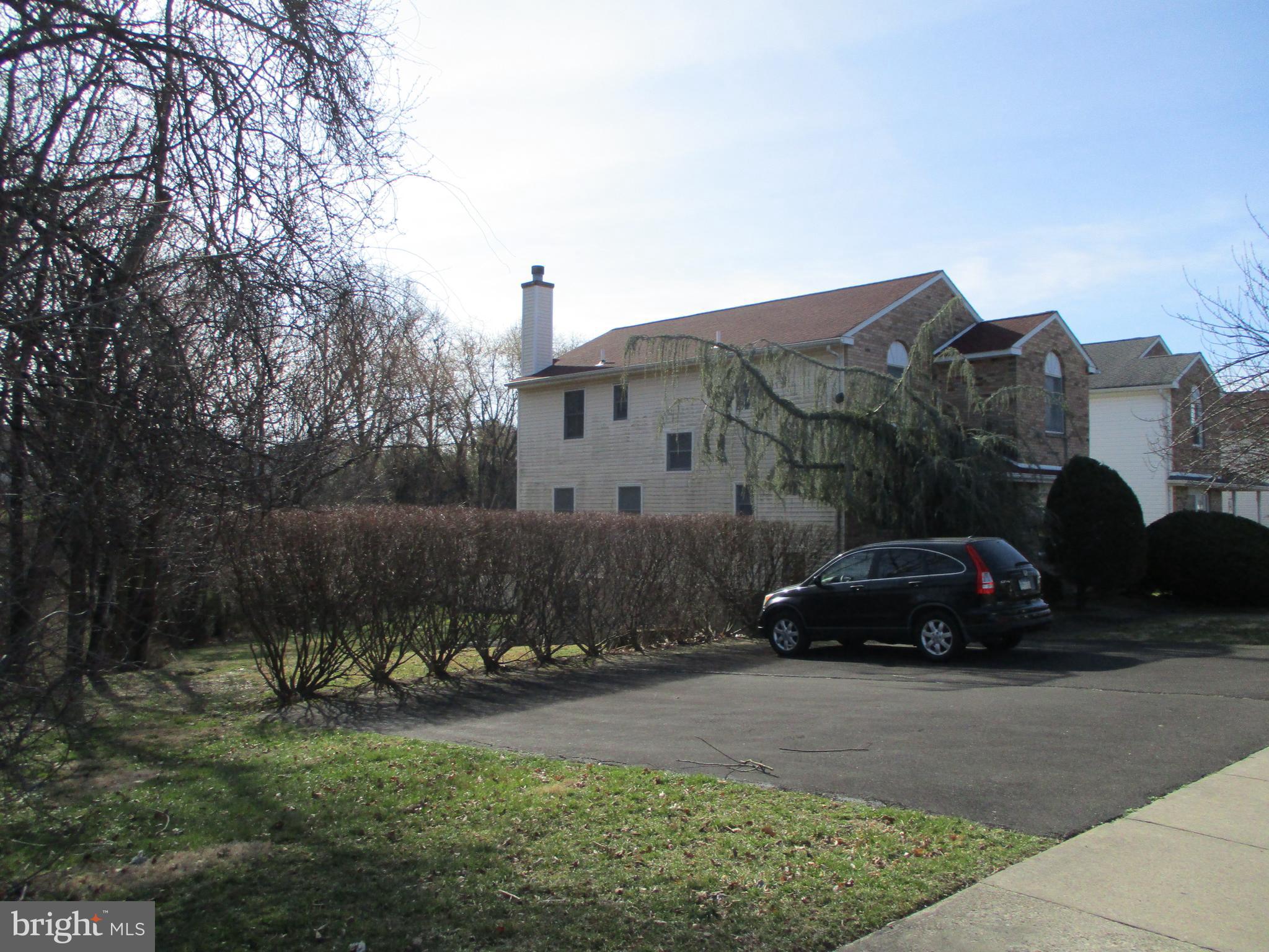 9763 Krewstown Road Philadelphia, PA 19115 - Photo 2 of 43 Exterior side and driveway