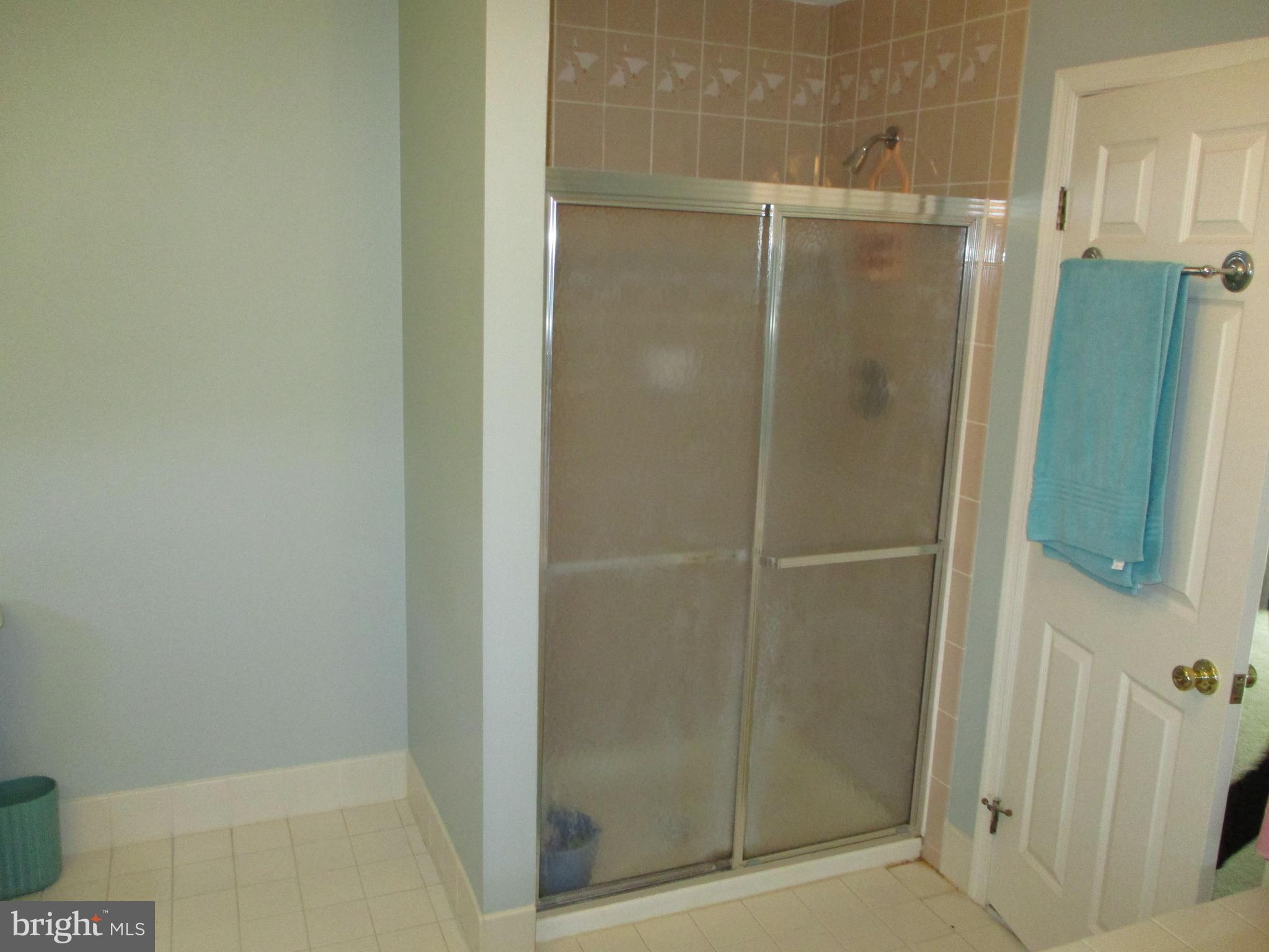 9763 Krewstown Road Philadelphia, PA 19115 - Photo 30 of 43 Master Bathroom