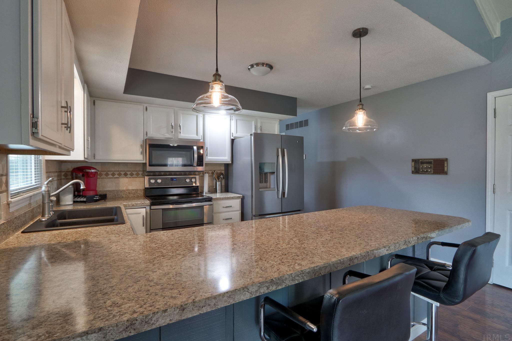 5422 Blue Ridge Drive Newburgh, IN 47630 - Photo 7 of 33