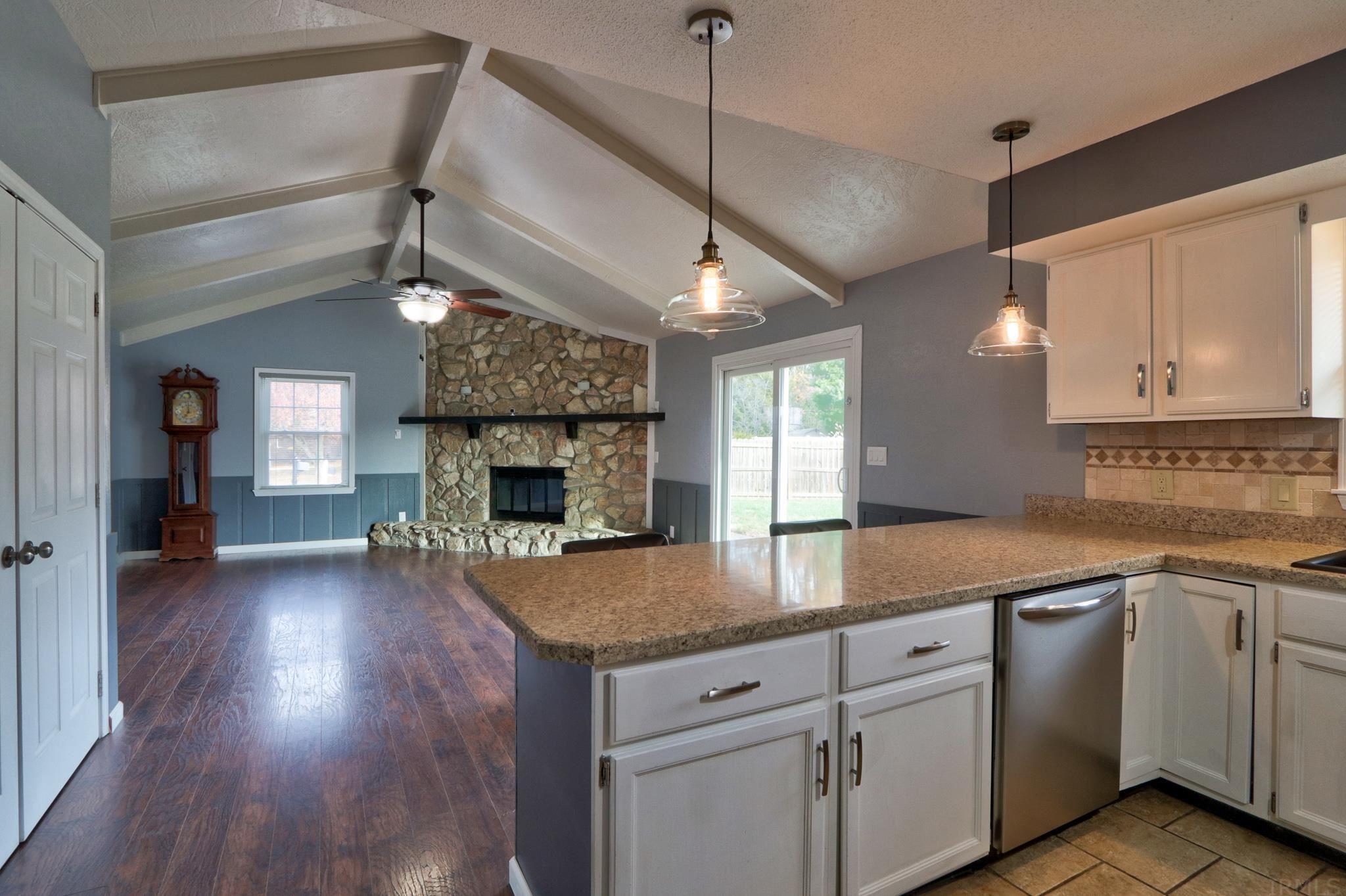 5422 Blue Ridge Drive Newburgh, IN 47630 - Photo 8 of 33