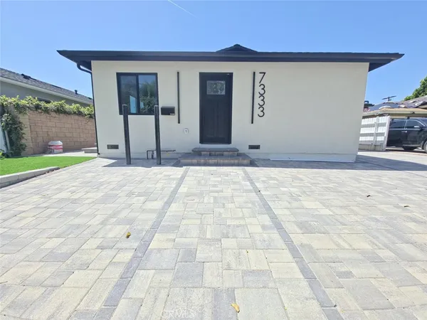 $4,300 | 7333 Vanalden Avenue, Reseda, CA 91335
