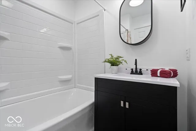 $349,000 | 319 South Jefferson Street, Pendleton, IN 46064