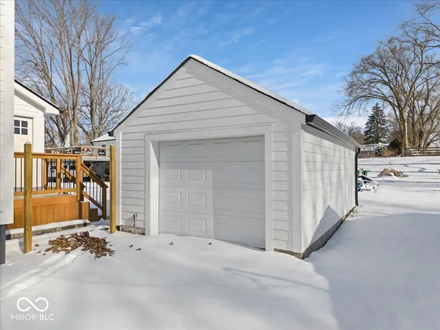 $349,000 | 319 South Jefferson Street, Pendleton, IN 46064