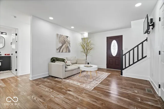 $349,000 | 319 South Jefferson Street, Pendleton, IN 46064