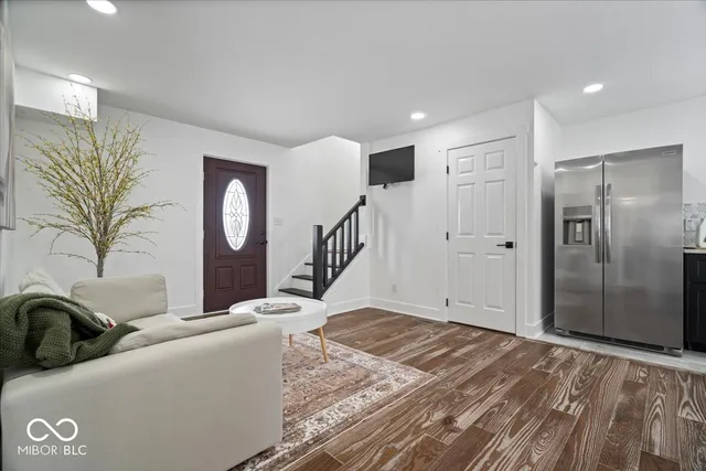 $349,000 | 319 South Jefferson Street, Pendleton, IN 46064