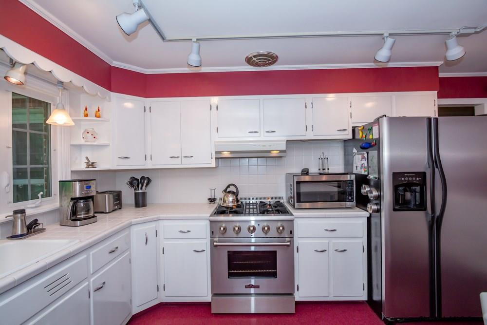 6 Upper Loudon Road Colonie, NY 12211 - Photo 12 of 33 Photo 12