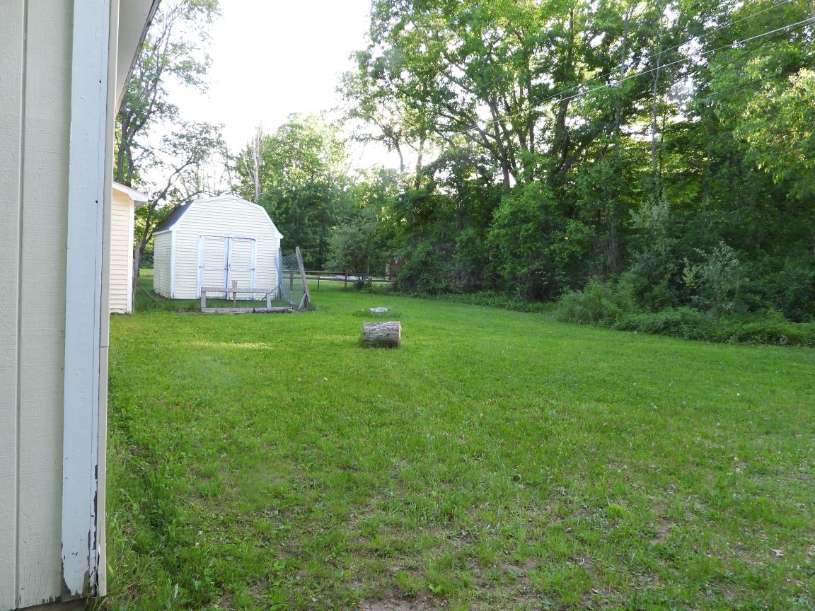 4075 North Markey Road Roscommon, MI 48653 - Photo 7 of 28