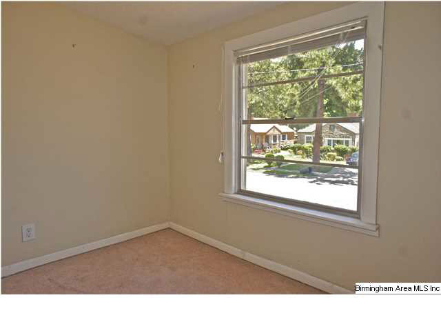 720 Center Place Southwest Birmingham, AL 35211 - Photo 27 of 32