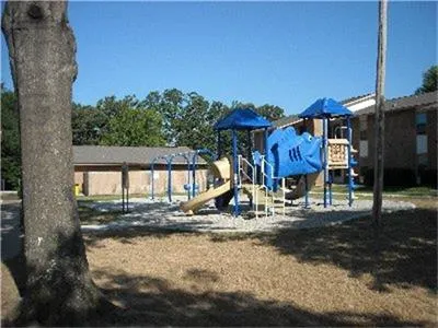 $595 | 1304 West Ave A, Hooks, TX 75561