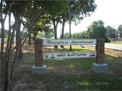 $595 | 1304 West Ave A, Hooks, TX 75561