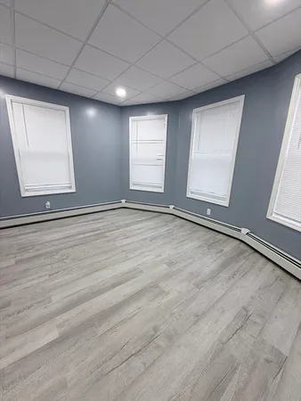 $2,500 | 143 Cambridge Street, Unit 2, Worcester, MA 01603