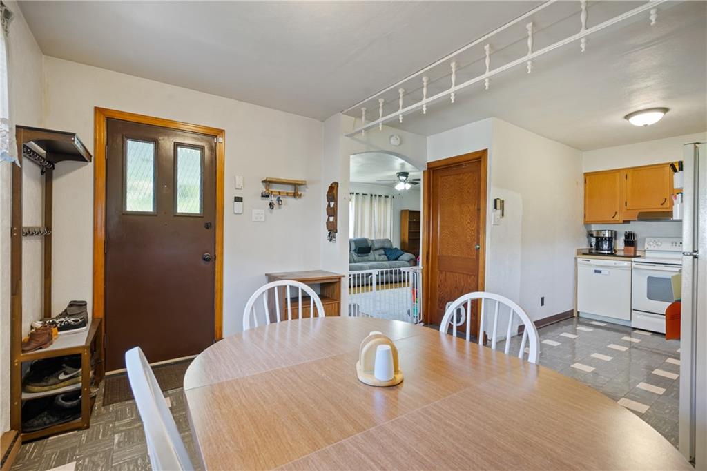 1349 Smith Township State Road Burgettstown, PA 15021 - Photo 6 of 19 Gallery Image 6