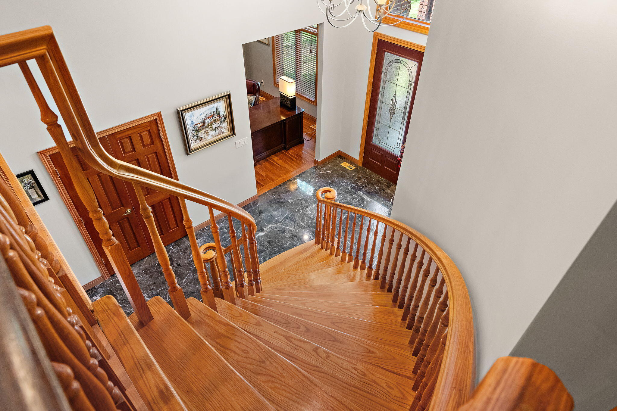 2 Timber Ridge Court Valparaiso, IN 46385 - Photo 16 of 61 2048x1365
