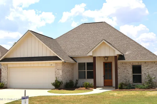 $2,800 | 317 Willow Way, Canton, MS 39046