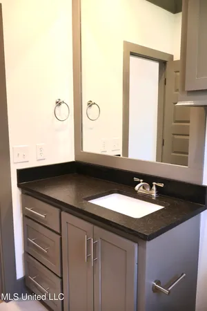 $2,800 | 317 Willow Way, Canton, MS 39046