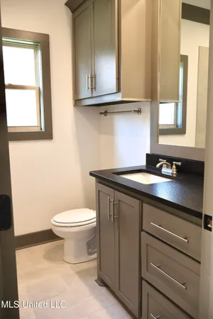 $2,800 | 317 Willow Way, Canton, MS 39046