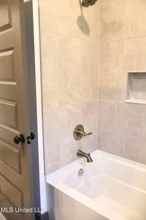 $2,800 | 317 Willow Way, Canton, MS 39046