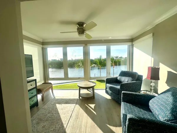 $3,750 | 7 Colonial Club Drive, Unit 304, Boynton Beach, FL 33435