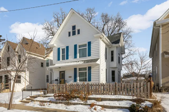 $310,000 | 2714 North Girard Avenue, Minneapolis, MN 55411