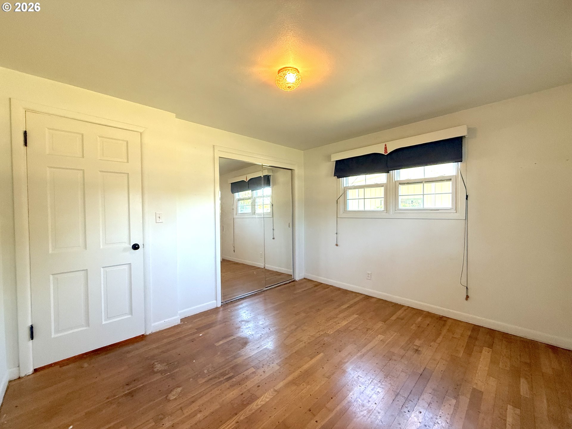 2172 Roland Way Eugene, OR 97401 - Photo 12 of 42 Owner's Suite Bedroom