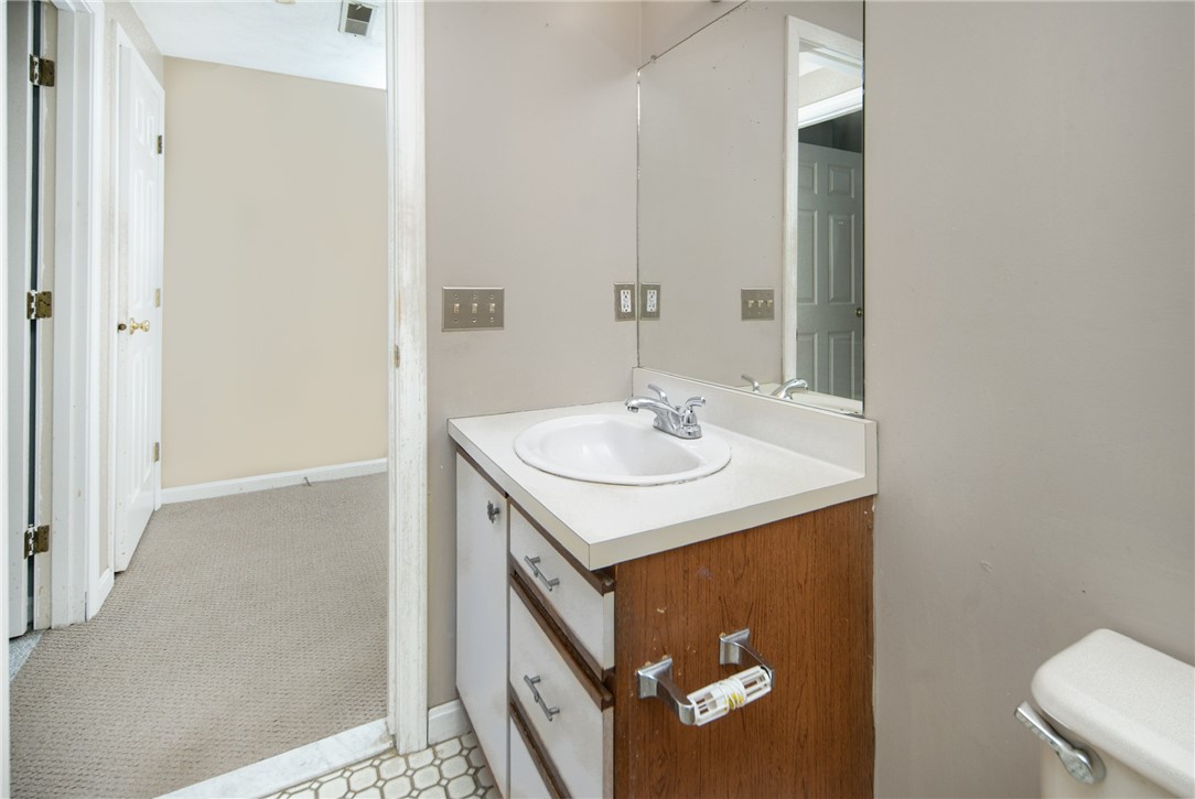 161 West Shore Road, Unit C5 Warwick, RI 02889 - Photo 18 of 25