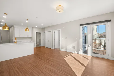 $871,500 | 99 Foundry Place, Unit 102, Portsmouth, NH 03801