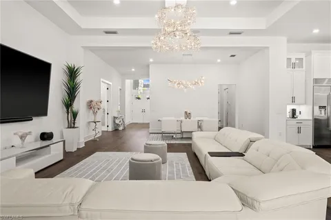 $1,790,000 | 16201 Verilyn Circle, Naples, FL 34110