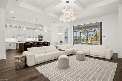 $1,790,000 | 16201 Verilyn Circle, Naples, FL 34110
