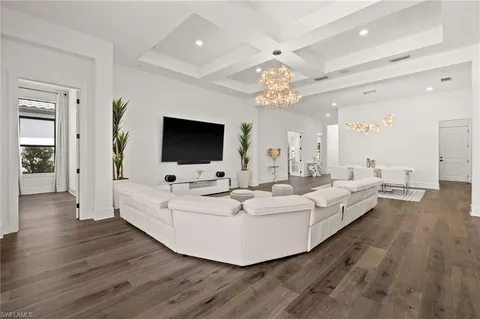 $1,790,000 | 16201 Verilyn Circle, Naples, FL 34110