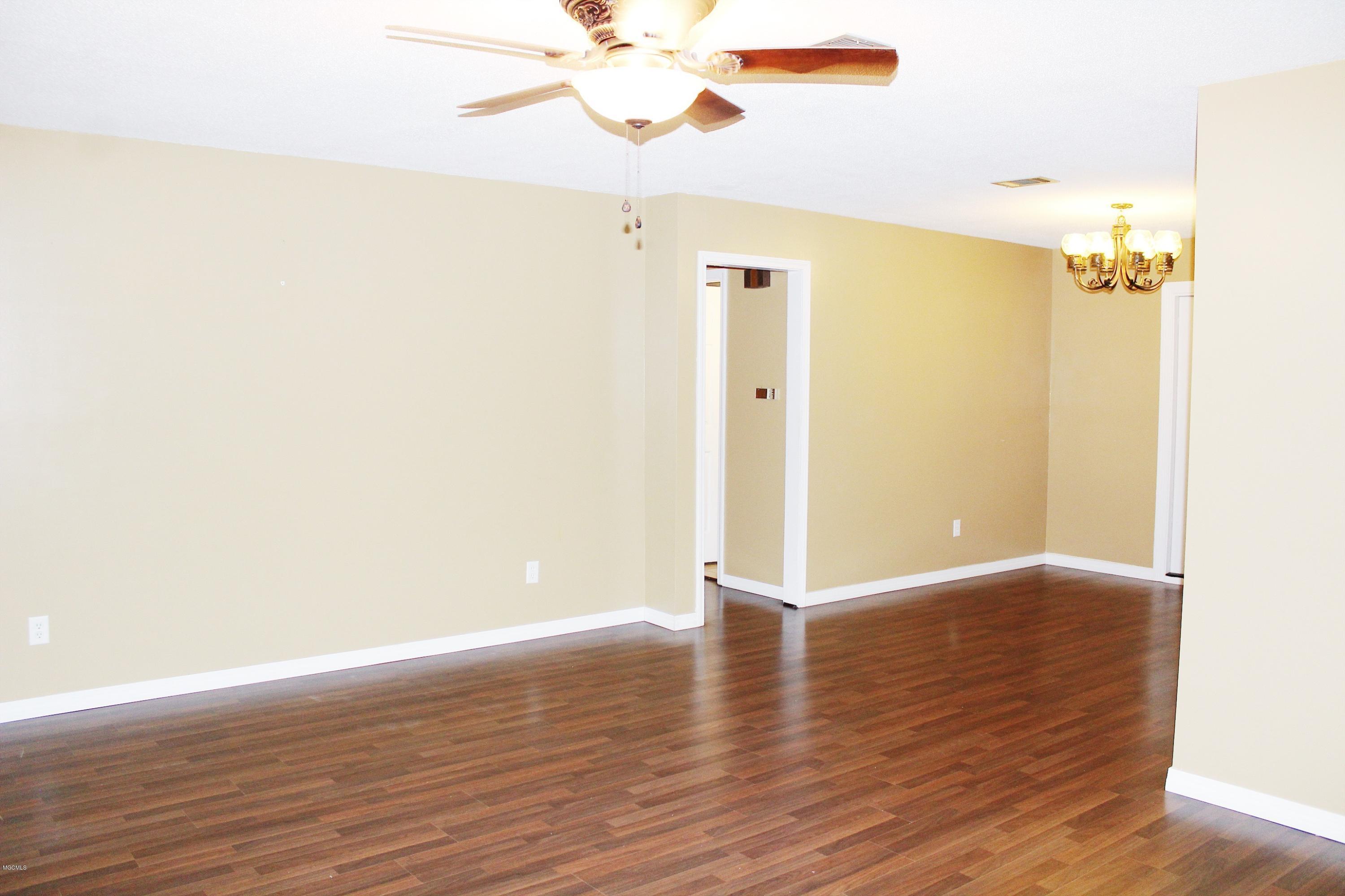 4301 Rabby Street Moss Point, MS 39563 - Photo 9 of 20 IMG_6073