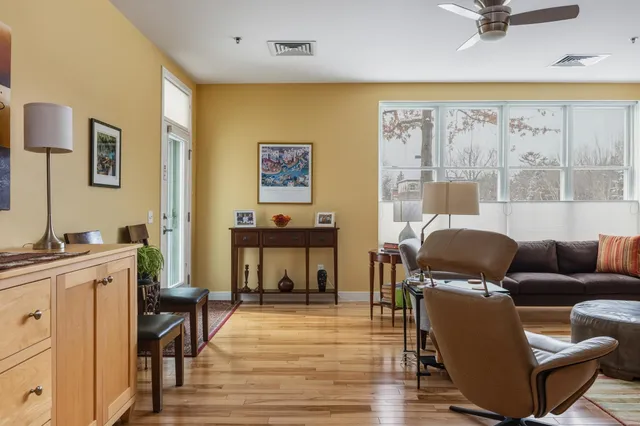 $359,000 | 410 Farrell Street, Unit 119, South Burlington, VT 05403