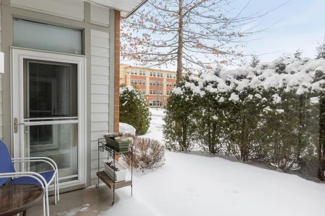 $359,000 | 410 Farrell Street, Unit 119, South Burlington, VT 05403