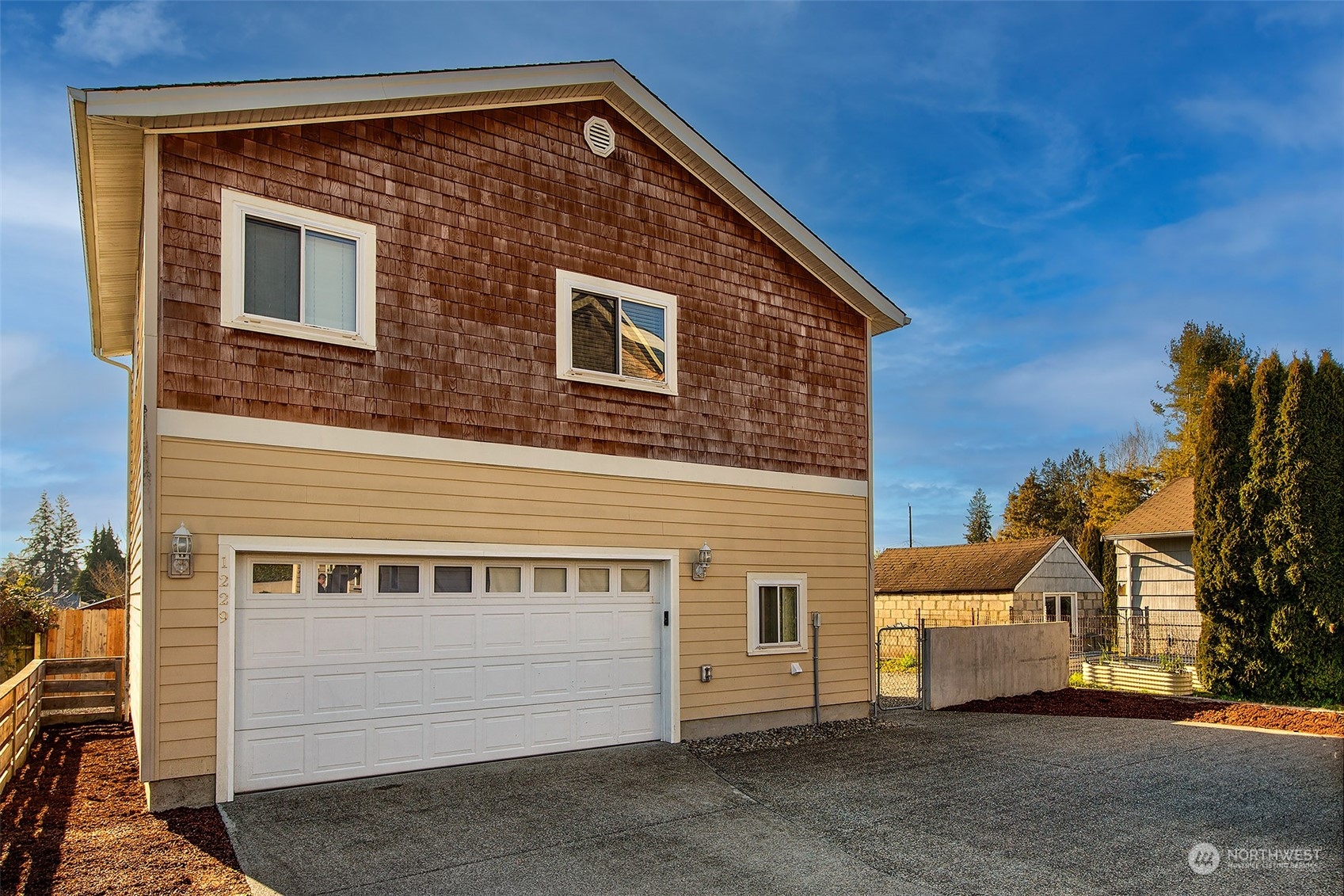 1231 Southwest 149th Street Burien, WA 98166 - Photo 4 of 35 Gallery Image 4