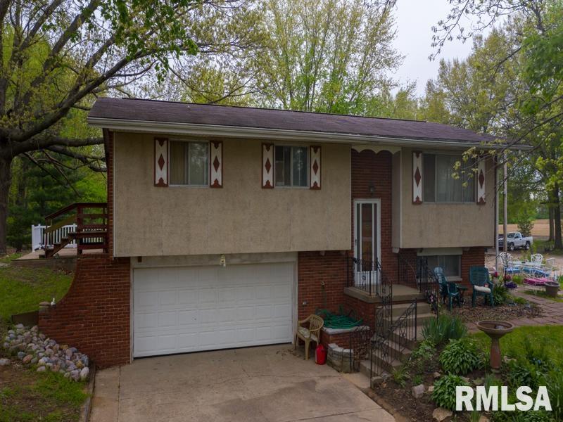 8963 Mechanicsburg Road Dawson, IL 62520 - Photo 3 of 28 Gallery Image 3