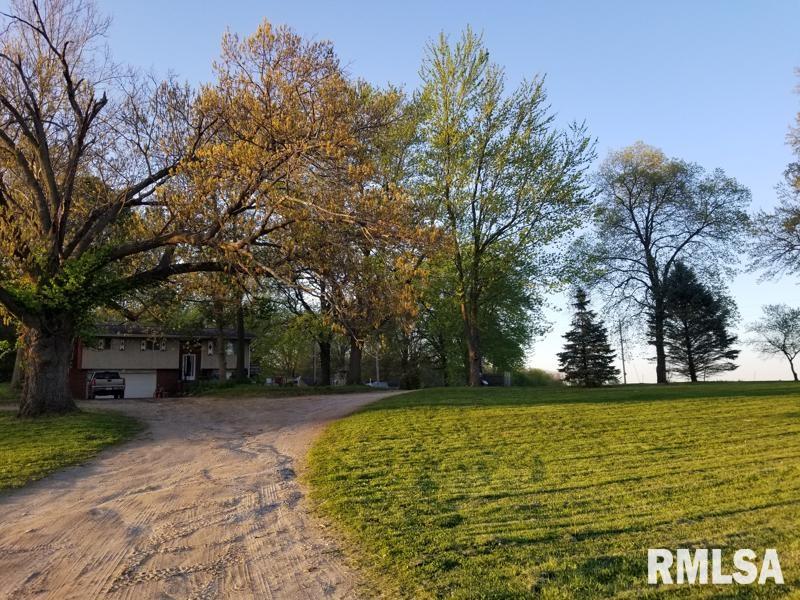 8963 Mechanicsburg Road Dawson, IL 62520 - Photo 8 of 28 Gallery Image 8
