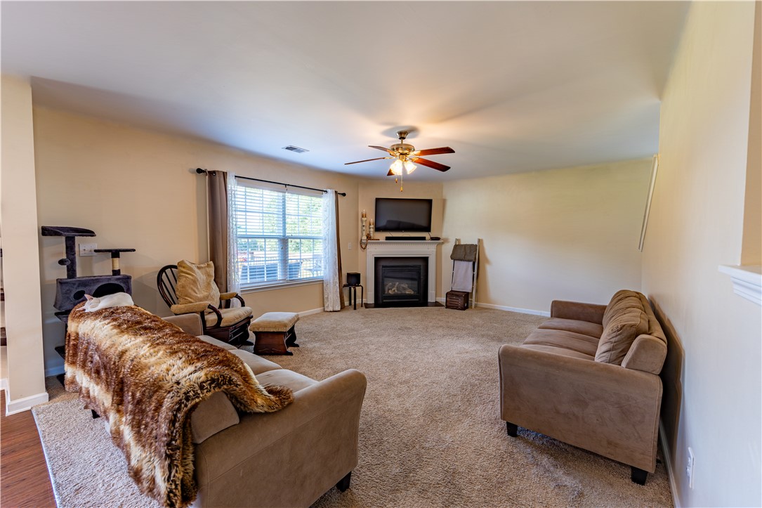 27 Ravencrest Drive Anderson, SC 29621 - Photo 8 of 23 Gallery Image 8