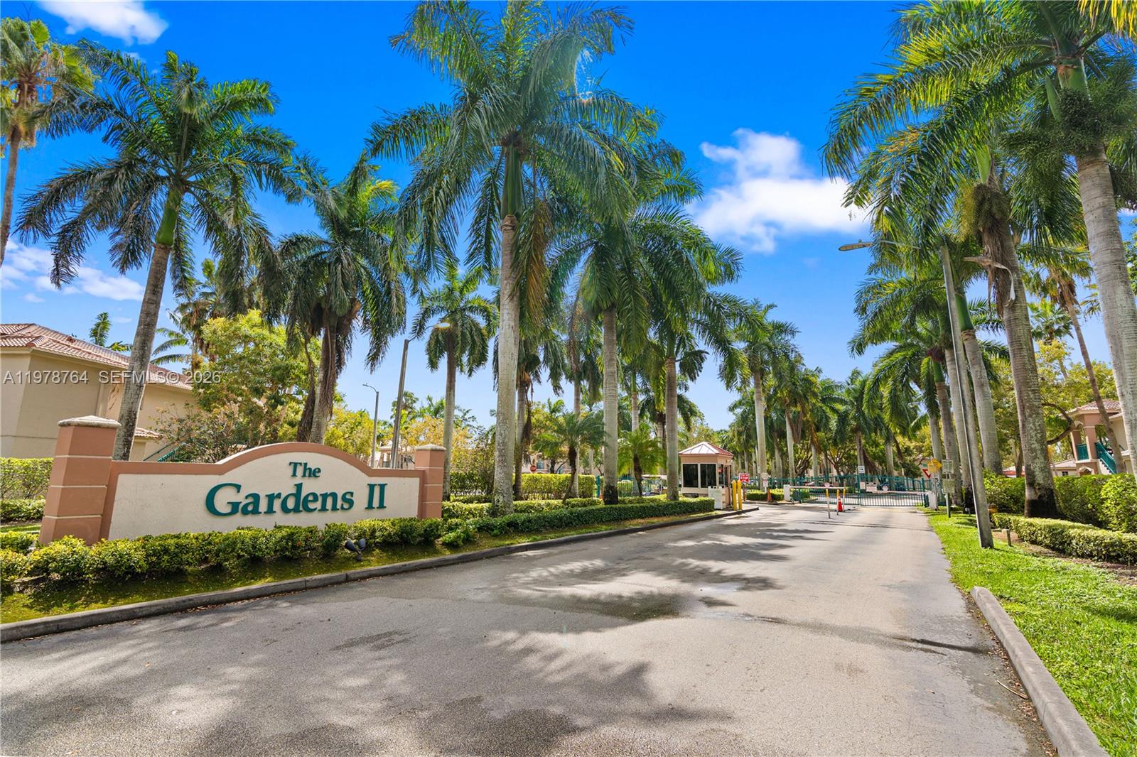 2930 Southeast 12th Road, Unit 20431 Homestead, FL 33035 - Photo 27 of 33 a view of park with palm trees
