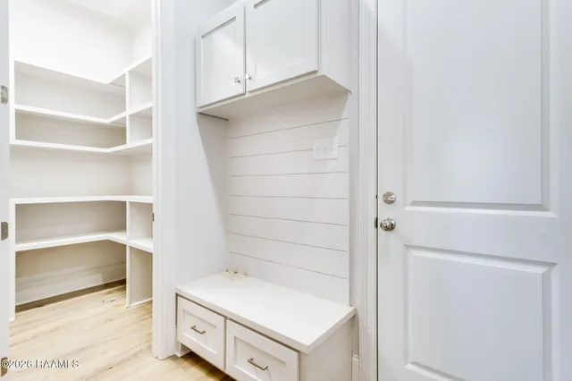 $495,000 | 107 Cypress Lk Drive, Youngsville, LA 70592