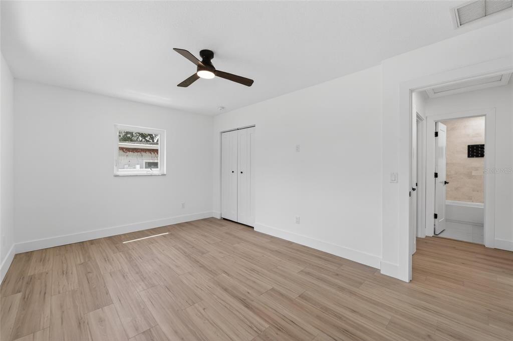 4810 Del Rio Way South Gulfport, FL 33711 - Photo 16 of 64