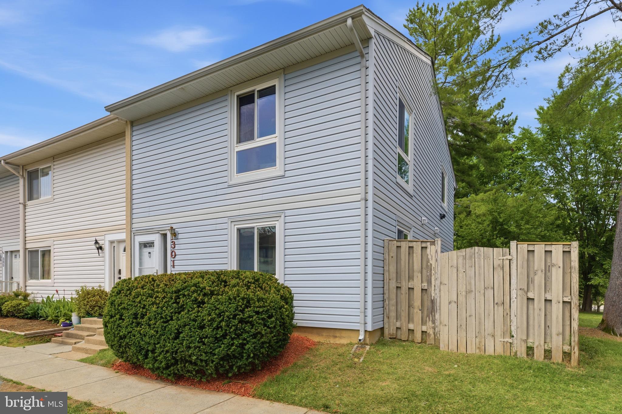 301 Reneau Way Herndon, VA 20170 - Photo 32 of 39