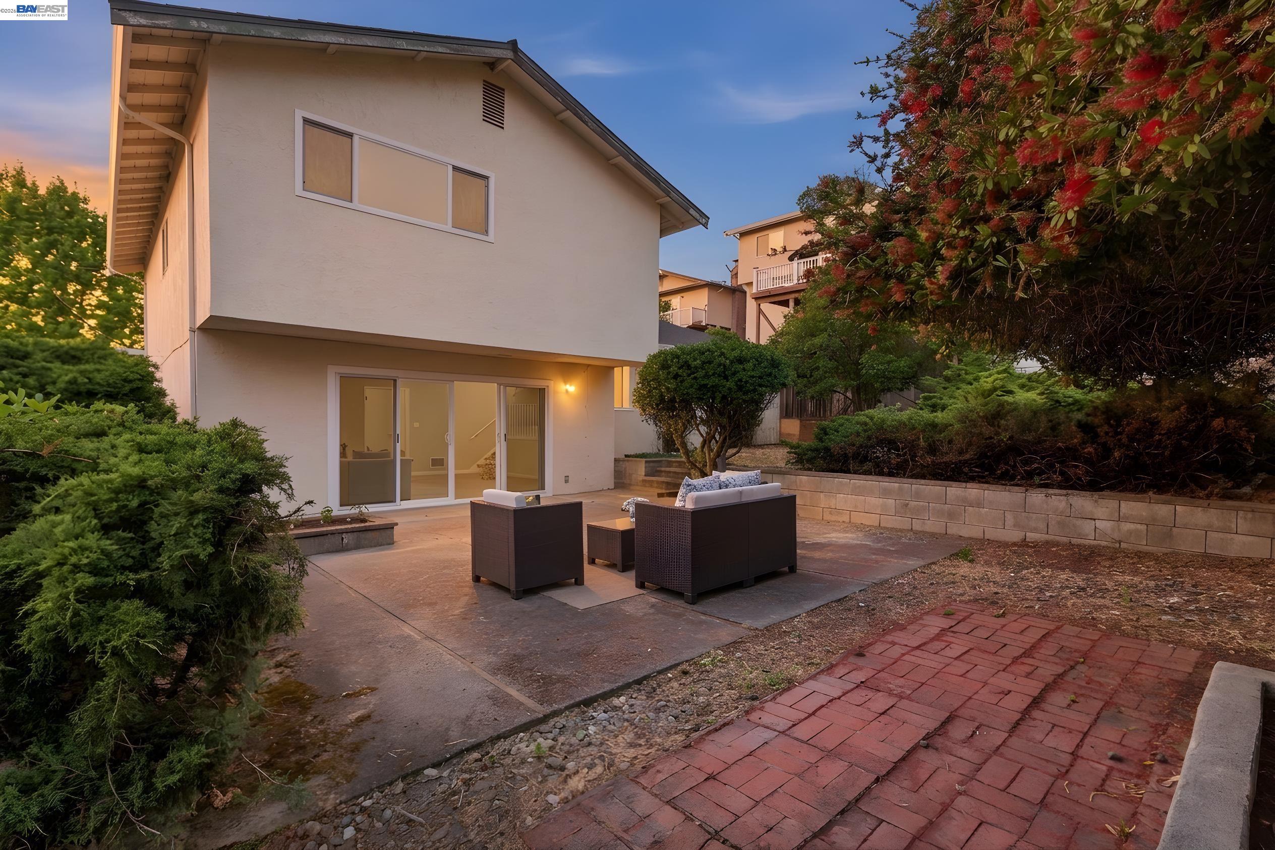 19304 Barclay Road Castro Valley, CA 94546 - Photo 25 of 32