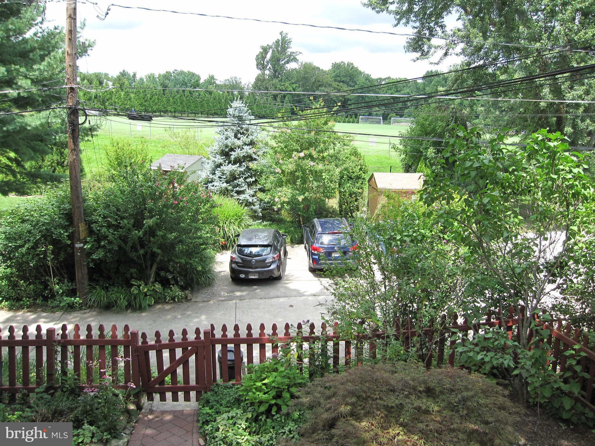 164 Stanmore Road Baltimore, MD 21212 - Photo 18 of 25 Exterior (Rear) View from the deck